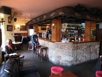 The Isles Inn Portree Exteriör bild