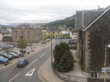The Isles Inn Portree Exteriör bild